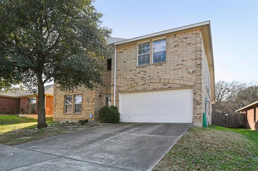 Property photo for 3019 Appaloosa Drive, Dallas, TX
