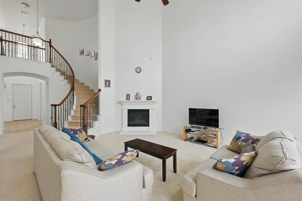 1605 Lisburn Drive, McKinney, TX 75071 1605 Lisburn Drive, McKinney, TX 75071