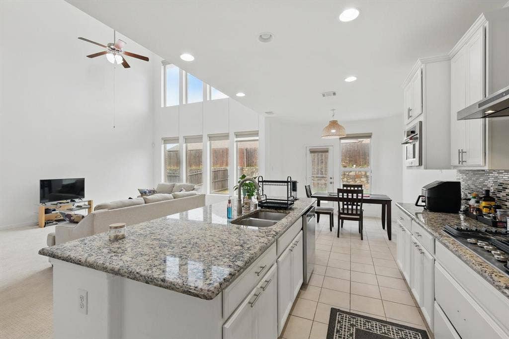 1605 Lisburn Drive, McKinney, TX 75071 1605 Lisburn Drive, McKinney, TX 75071