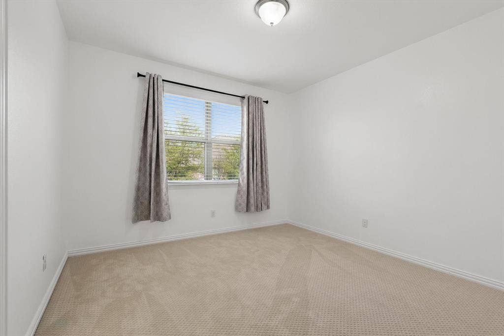 1605 Lisburn Drive, McKinney, TX 75071 1605 Lisburn Drive, McKinney, TX 75071