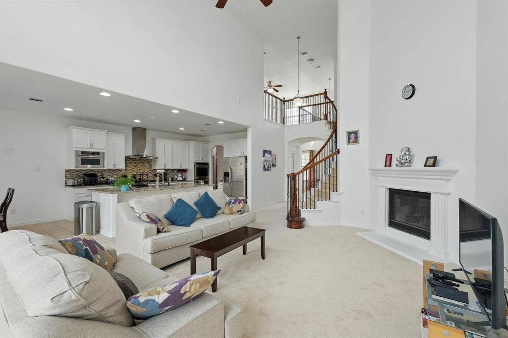1605 Lisburn Drive, McKinney, TX 75071 1605 Lisburn Drive, McKinney, TX 75071