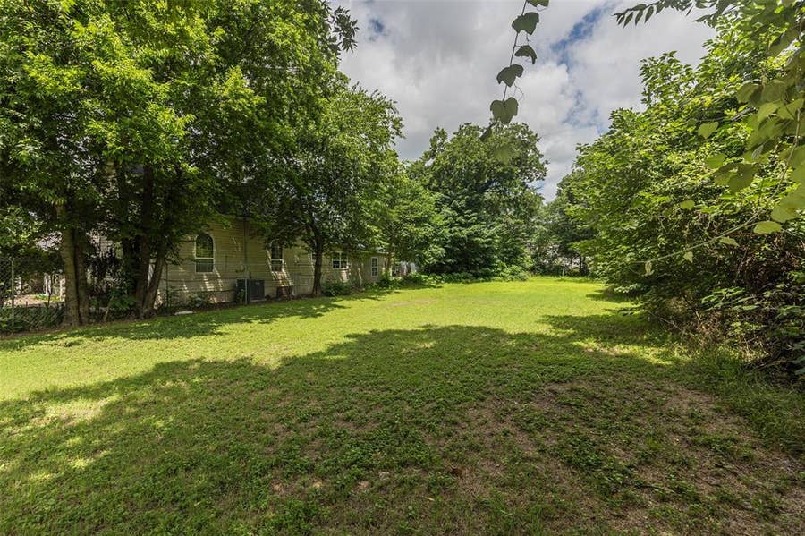 Property photo for 808 E Clay Street, Waco, TX