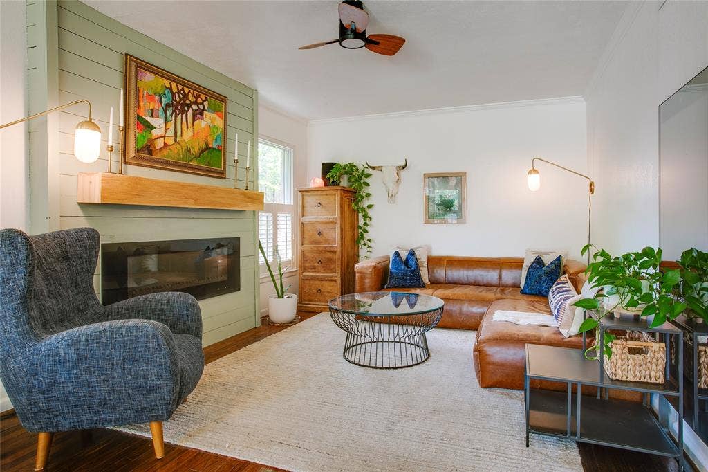2627 W 10th Street, Dallas, TX 75211 2627 W 10th Street, Dallas, TX 75211