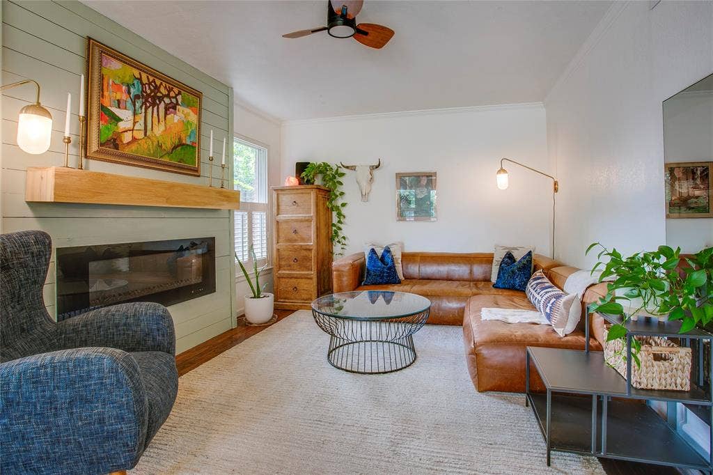 2627 W 10th Street, Dallas, TX 75211 2627 W 10th Street, Dallas, TX 75211