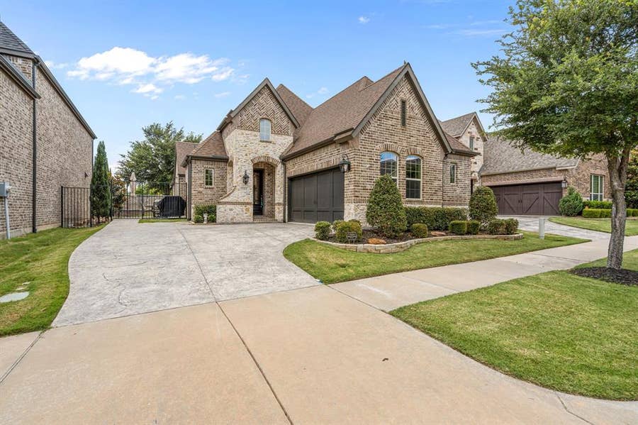 Property photo for 759 Mission Court, Allen, TX