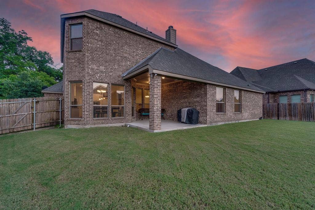 Take heart in knowing this is a low maintenance home thanks to the home being 100% bricked.