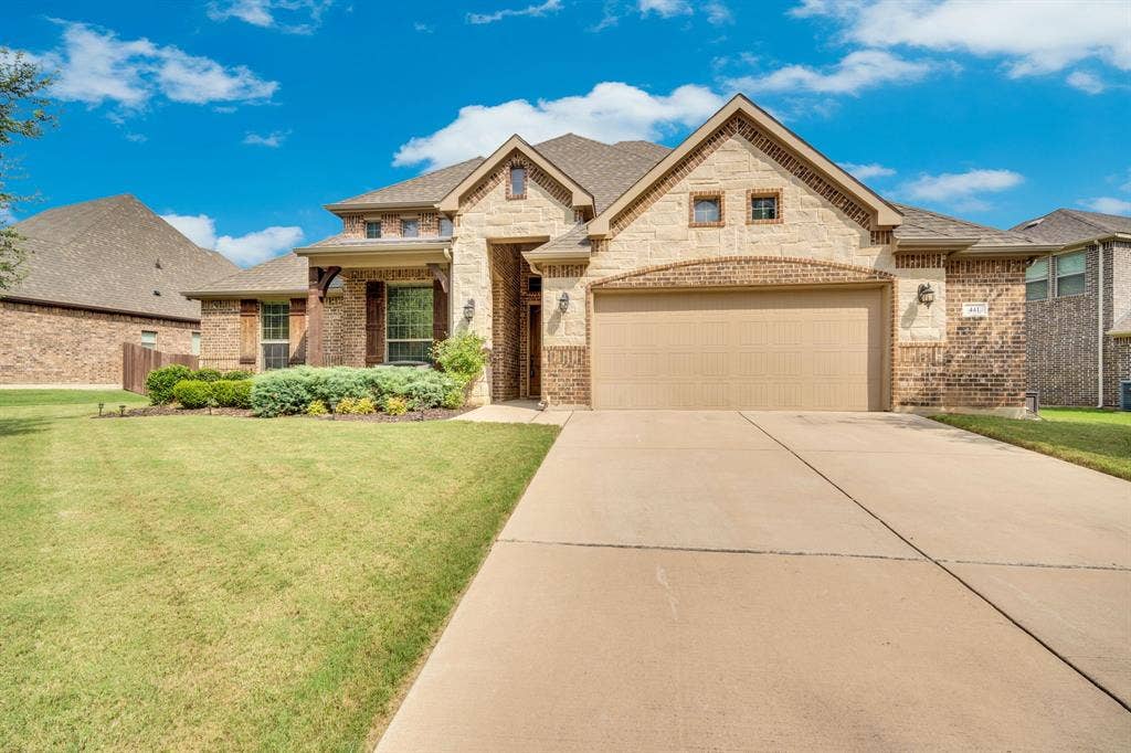 Welcome Home to 441 Lake Park Drive! Original one owner home and it is ready for its next owners!