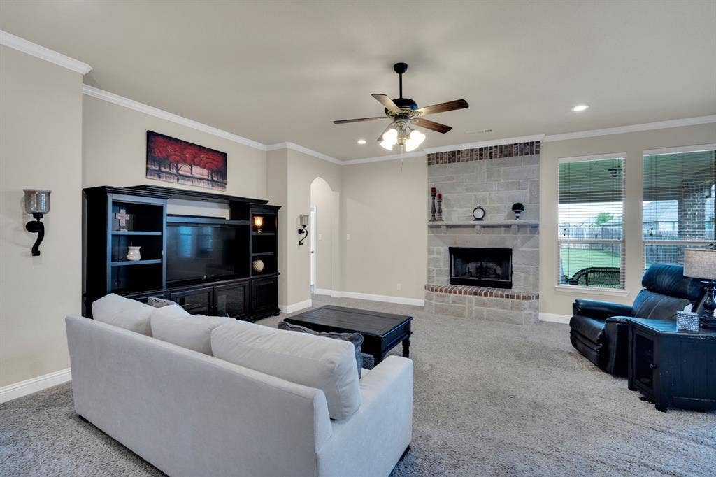Movie nights, game days, lazy weekends, they will always be something to look forward to when you're enjoying those days in this living room.