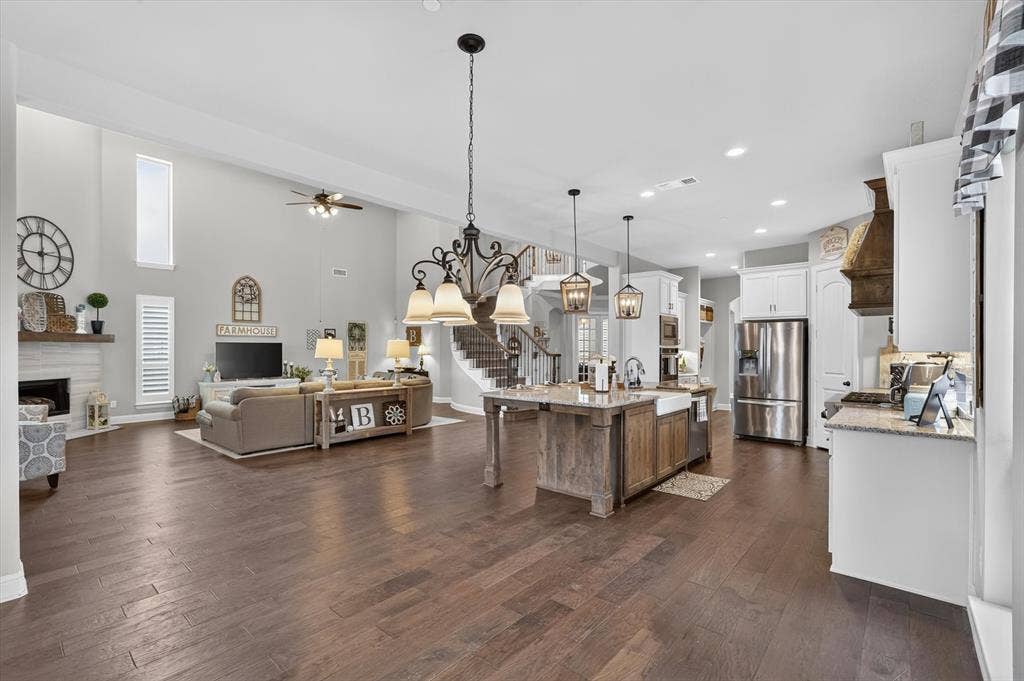 6706 Blackstone Drive, Sachse, TX 75048