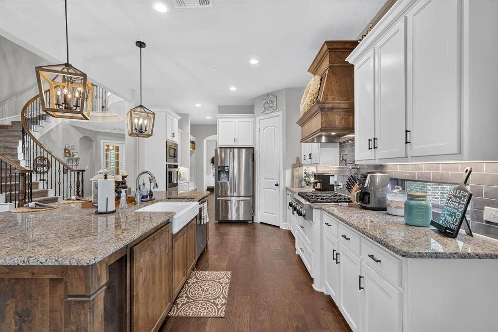 6706 Blackstone Drive, Sachse, TX 75048
