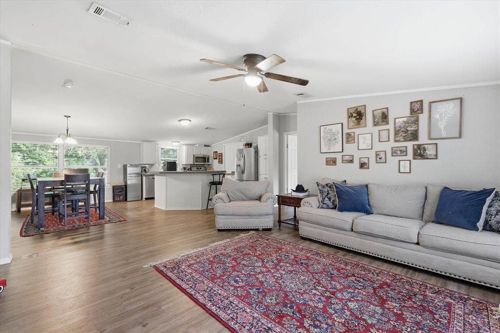 4414 Appletree Court, Granbury, TX 76048 4414 Appletree Court, Granbury, TX 76048