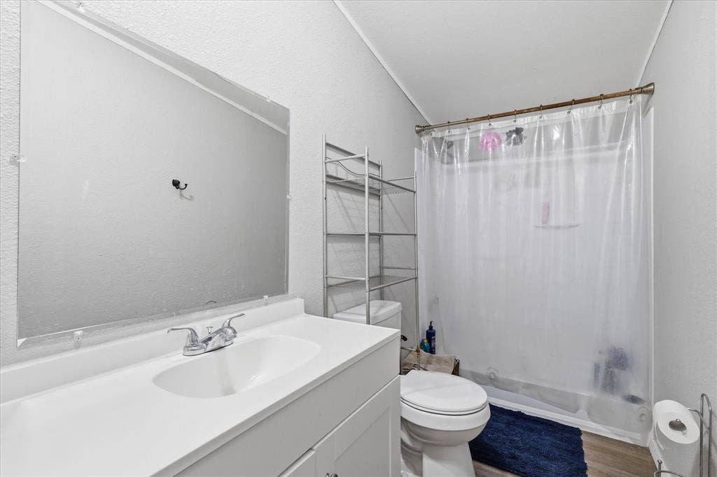 4414 Appletree Court, Granbury, TX 76048 4414 Appletree Court, Granbury, TX 76048
