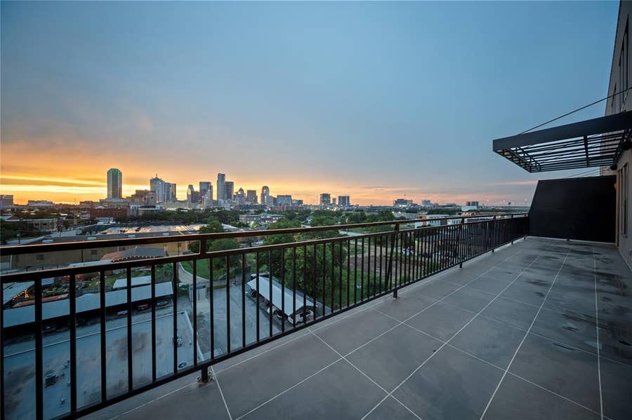 Property photo for 1900 S Ervay Street, #609, Dallas, TX