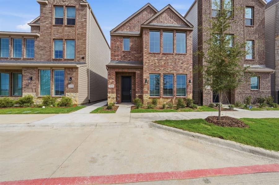 Property photo for 4532 Community Court, Plano, TX