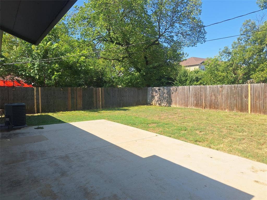 1225 Harrison Lane, Hurst, TX 76053 1225 Harrison Lane, Hurst, TX 76053