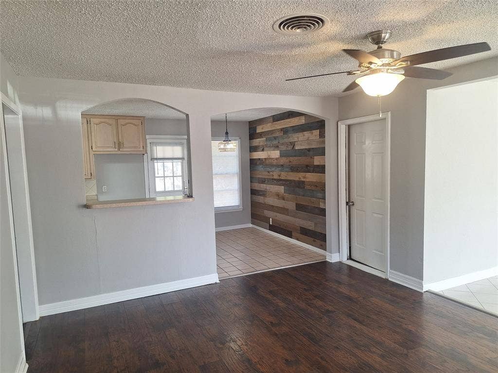 1225 Harrison Lane, Hurst, TX 76053 1225 Harrison Lane, Hurst, TX 76053
