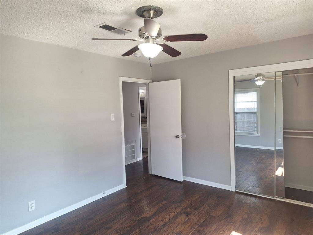 1225 Harrison Lane, Hurst, TX 76053 1225 Harrison Lane, Hurst, TX 76053