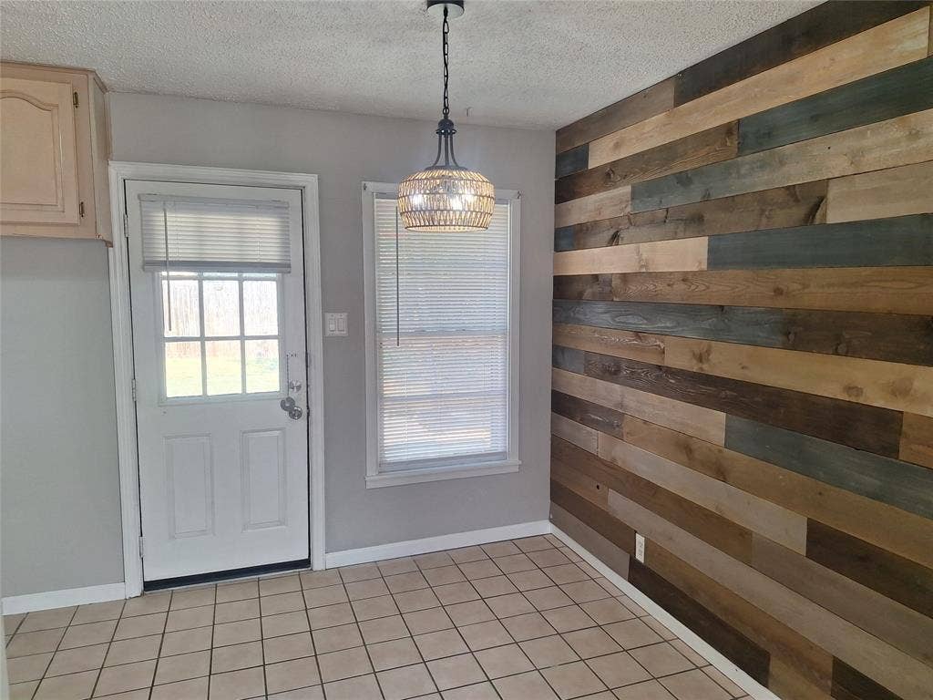 1225 Harrison Lane, Hurst, TX 76053 1225 Harrison Lane, Hurst, TX 76053