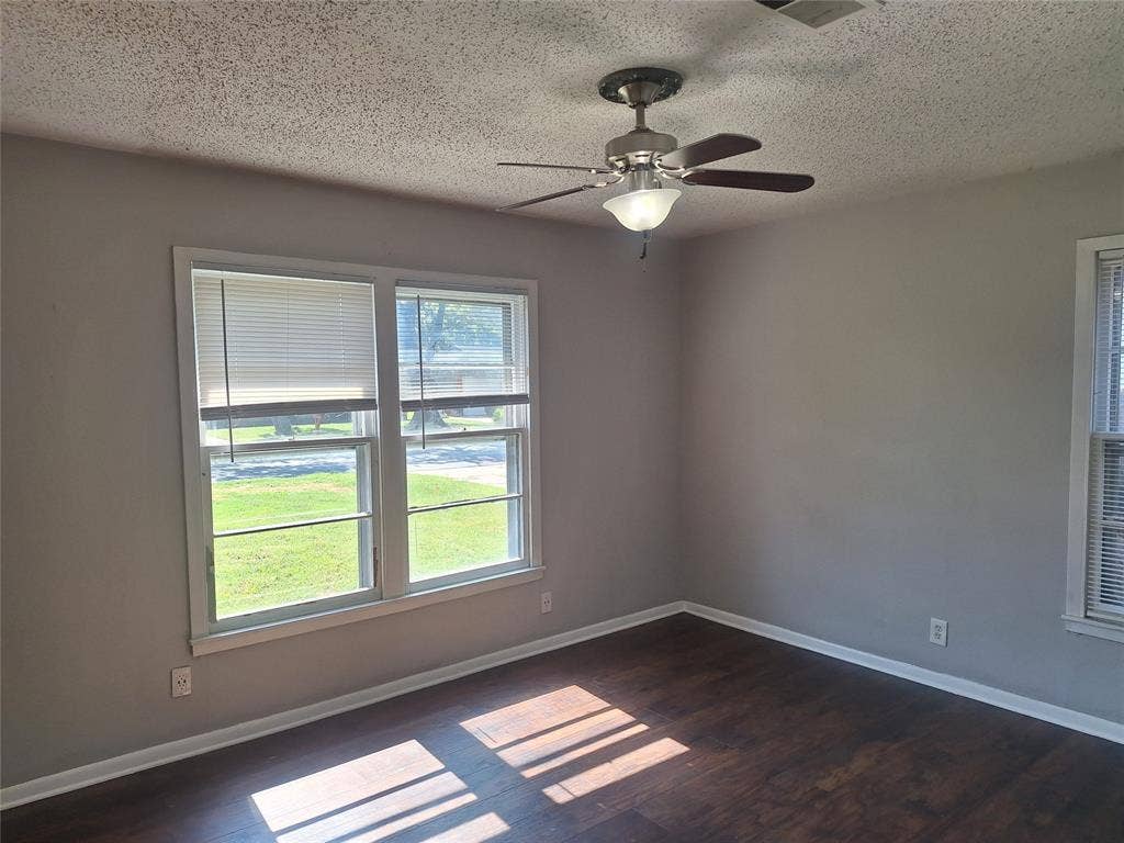 1225 Harrison Lane, Hurst, TX 76053 1225 Harrison Lane, Hurst, TX 76053