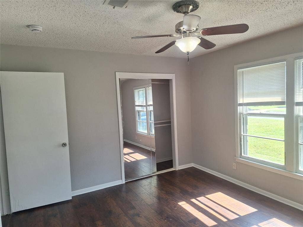 1225 Harrison Lane, Hurst, TX 76053 1225 Harrison Lane, Hurst, TX 76053