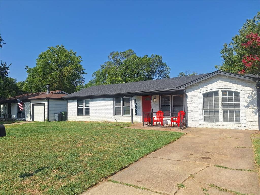 1225 Harrison Lane, Hurst, TX 76053 1225 Harrison Lane, Hurst, TX 76053