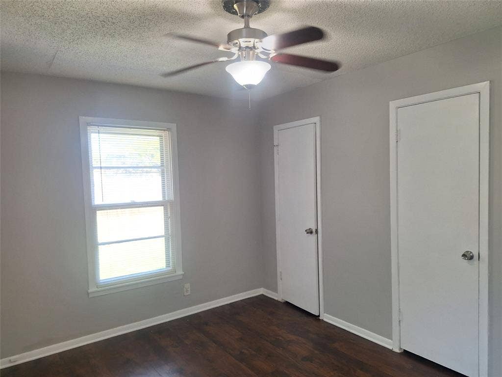1225 Harrison Lane, Hurst, TX 76053 1225 Harrison Lane, Hurst, TX 76053