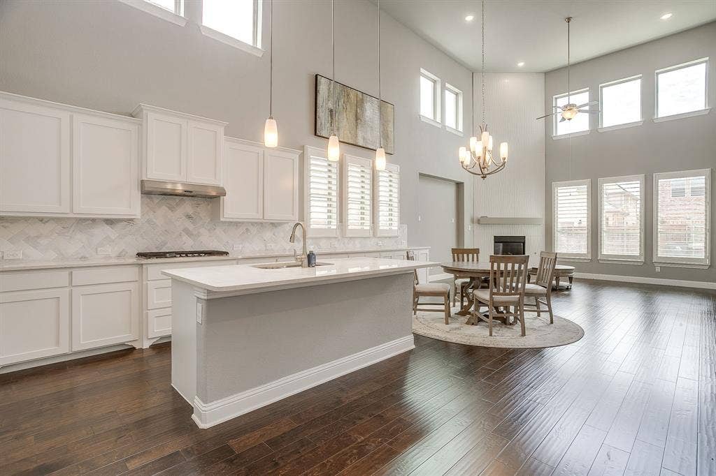 4407 Garnet Jade Drive, Arlington, TX 76005 4407 Garnet Jade Drive, Arlington, TX 76005