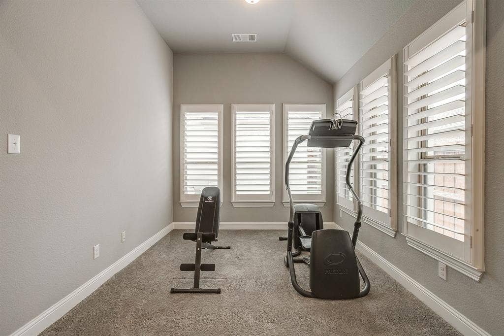 4407 Garnet Jade Drive, Arlington, TX 76005 4407 Garnet Jade Drive, Arlington, TX 76005