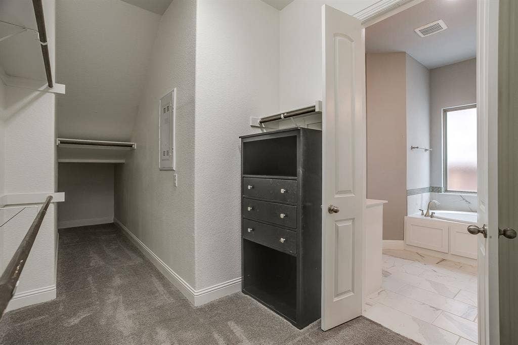 4407 Garnet Jade Drive, Arlington, TX 76005 4407 Garnet Jade Drive, Arlington, TX 76005
