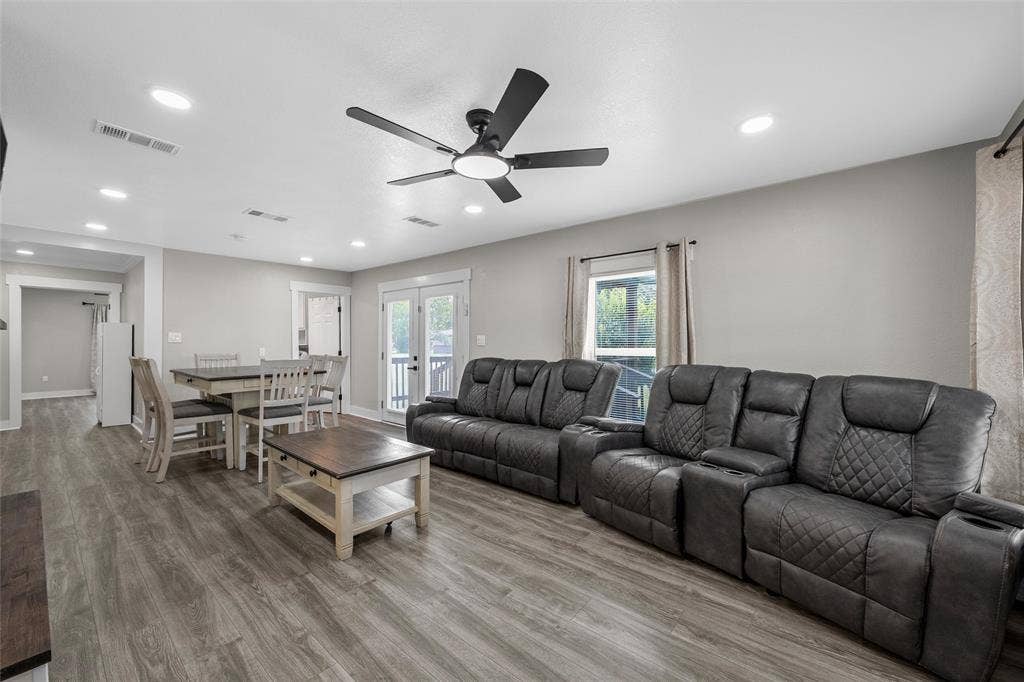 122 Rogers Street, McGregor, TX 76657 122 Rogers Street, McGregor, TX 76657