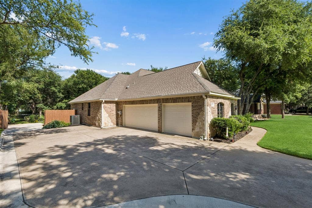 612 Sportsman Park Road, Azle, TX 76020 612 Sportsman Park Road, Azle, TX 76020