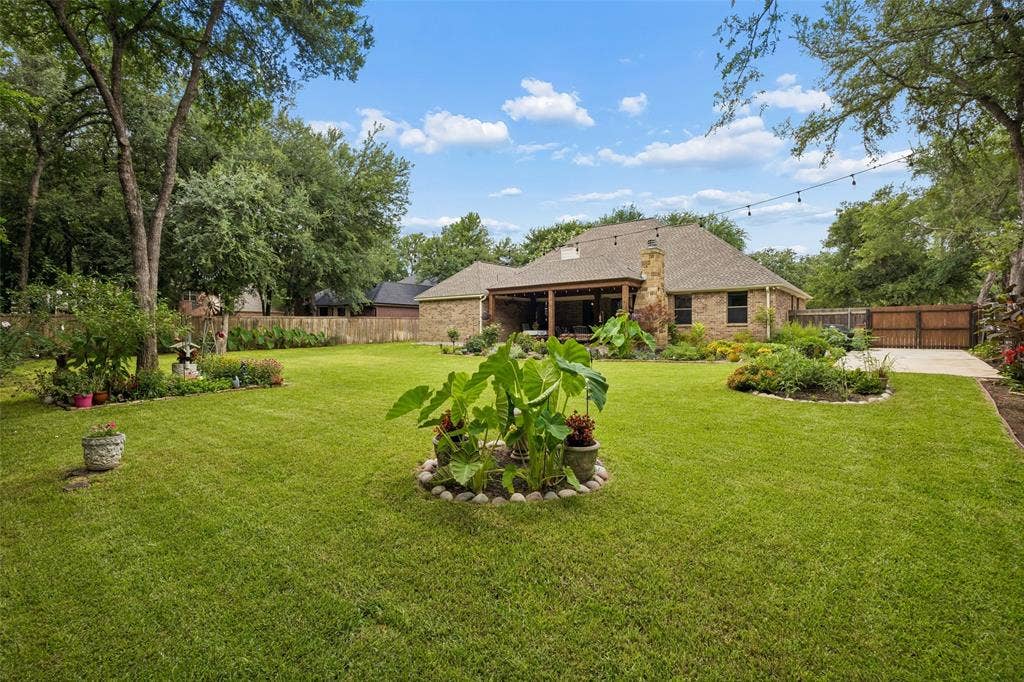 612 Sportsman Park Road, Azle, TX 76020 612 Sportsman Park Road, Azle, TX 76020