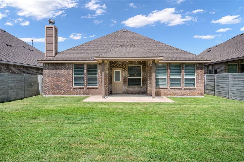 916 Hawks Way, Argyle, TX 76226
