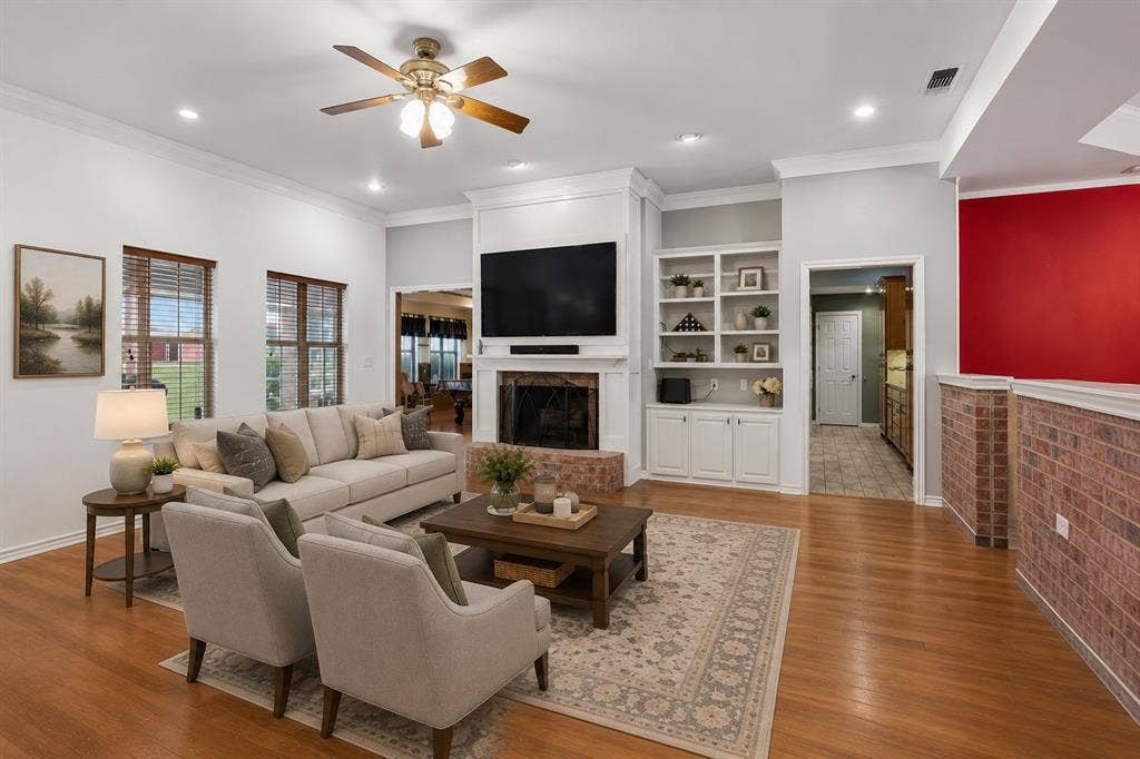 4210 Whitehead Road, Midlothian, TX 76065 Living Room - virtually staged