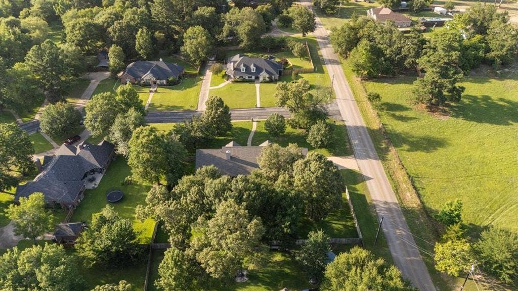 11831 Smallwood Drive, Flint, TX 75762 11831 Smallwood Drive, Flint, TX 75762