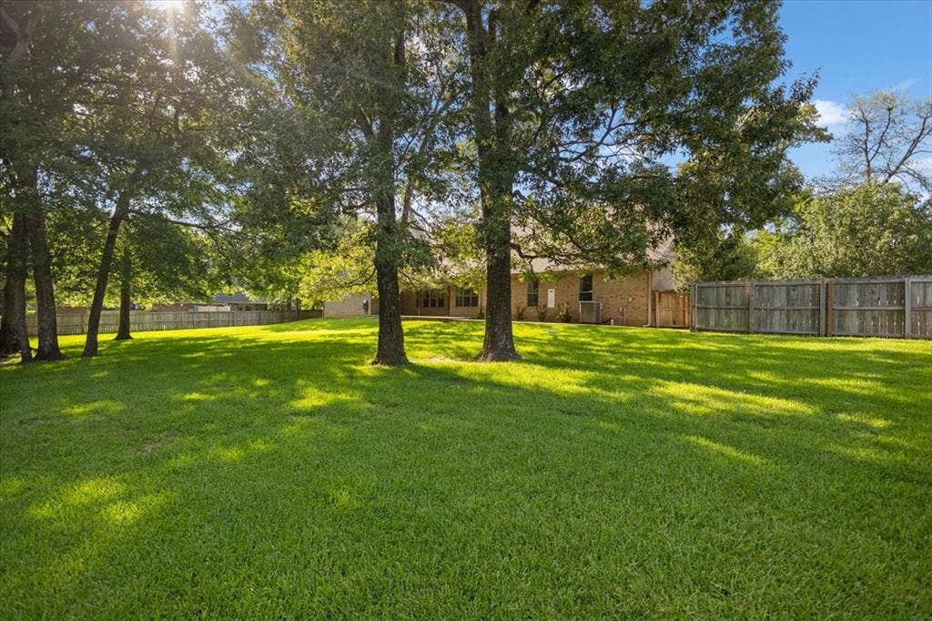11831 Smallwood Drive, Flint, TX 75762 11831 Smallwood Drive, Flint, TX 75762