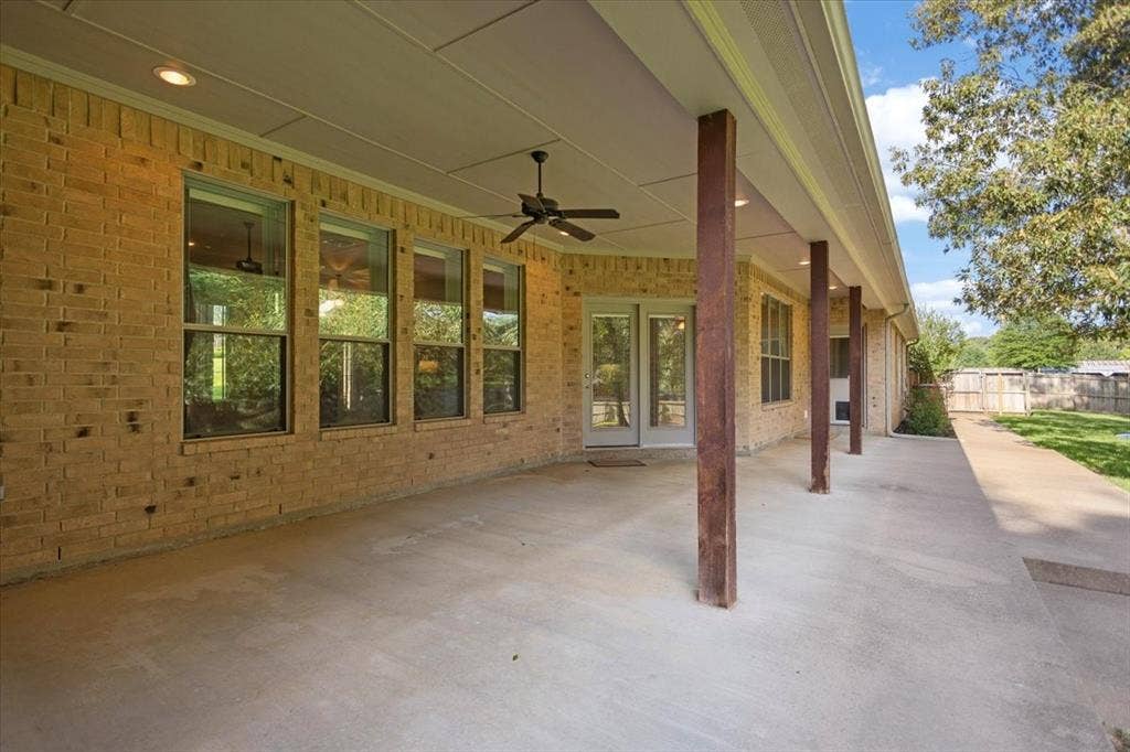 11831 Smallwood Drive, Flint, TX 75762 11831 Smallwood Drive, Flint, TX 75762
