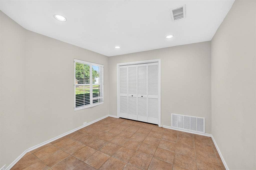 5806 Smoke Glass Trail, Dallas, TX 75252 5806 Smoke Glass Trail, Dallas, TX 75252