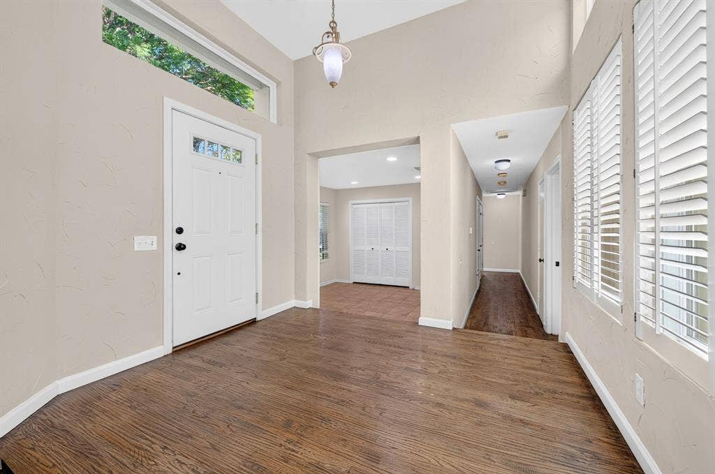 5806 Smoke Glass Trail, Dallas, TX 75252 5806 Smoke Glass Trail, Dallas, TX 75252