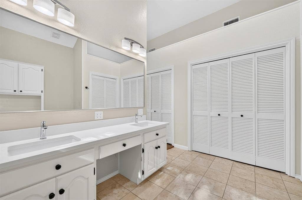 5806 Smoke Glass Trail, Dallas, TX 75252 5806 Smoke Glass Trail, Dallas, TX 75252