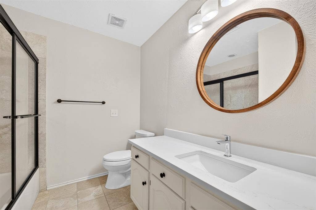 5806 Smoke Glass Trail, Dallas, TX 75252 5806 Smoke Glass Trail, Dallas, TX 75252