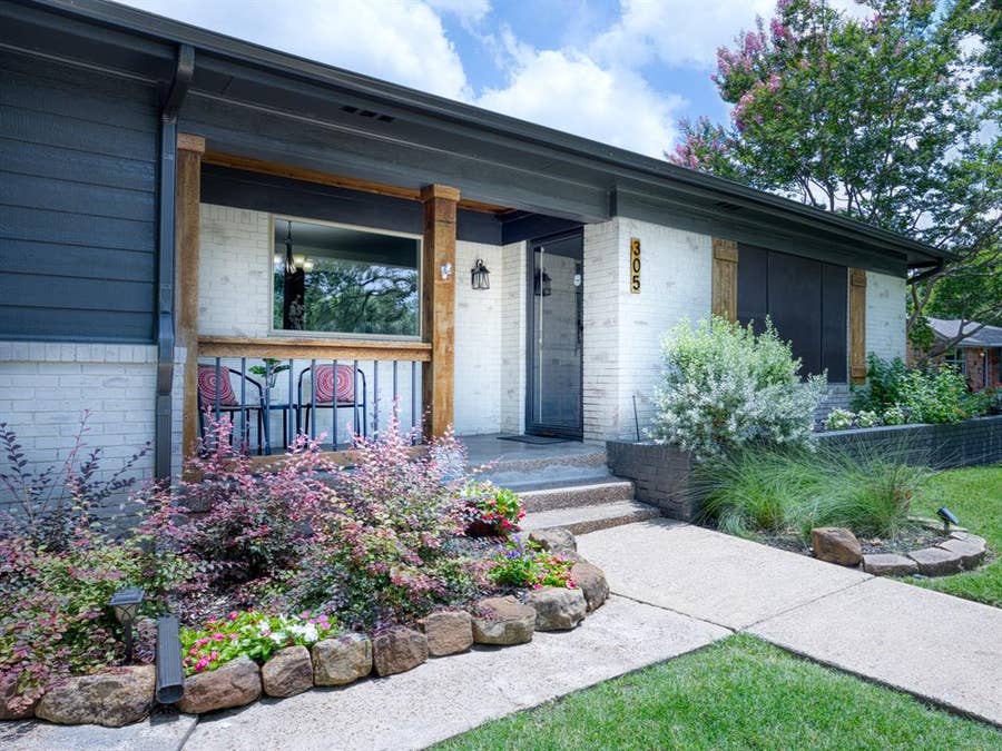 Property photo for 305 Martha Manor, Richardson, TX