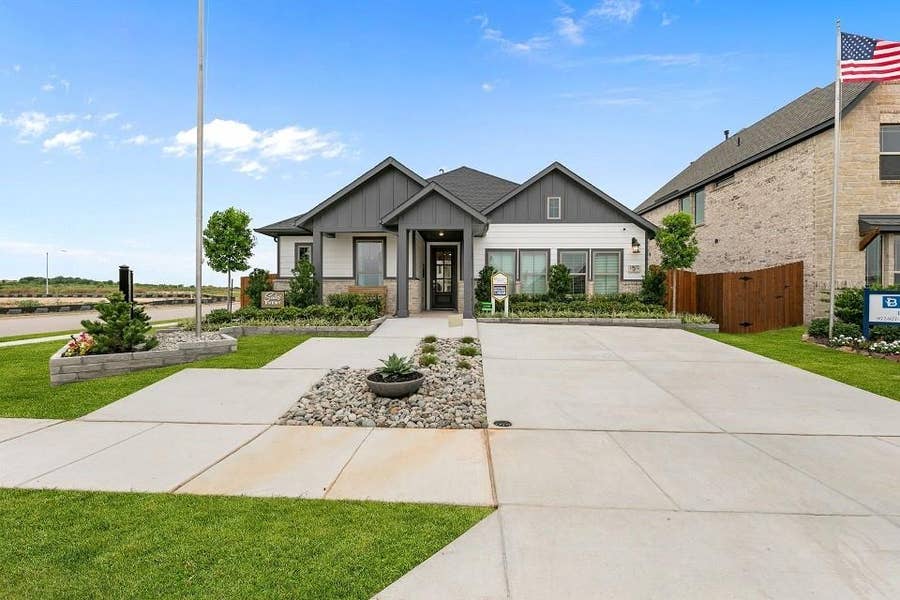 Property photo for 4500 Brentfield Drive, Fort Worth, TX