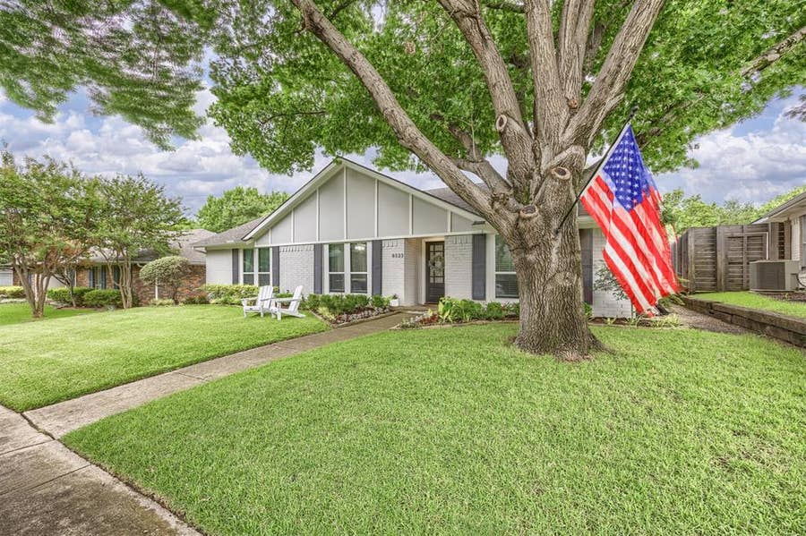 Property photo for 8523 Vista View Drive, Dallas, TX