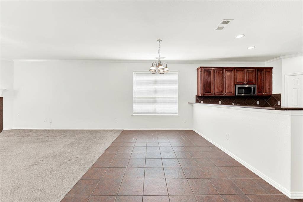 13270 Roadster Drive, Frisco, TX 75033 13270 Roadster Drive, Frisco, TX 75033
