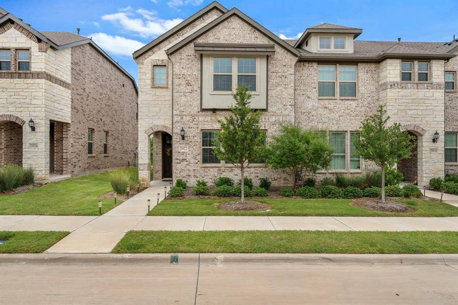 Property photo for 2922 Alto Drive, Sachse, TX