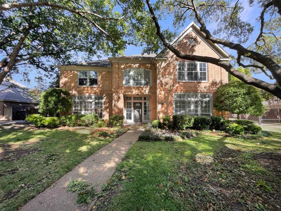 Property photo for 6804 Savannah Lane, Fort Worth, TX