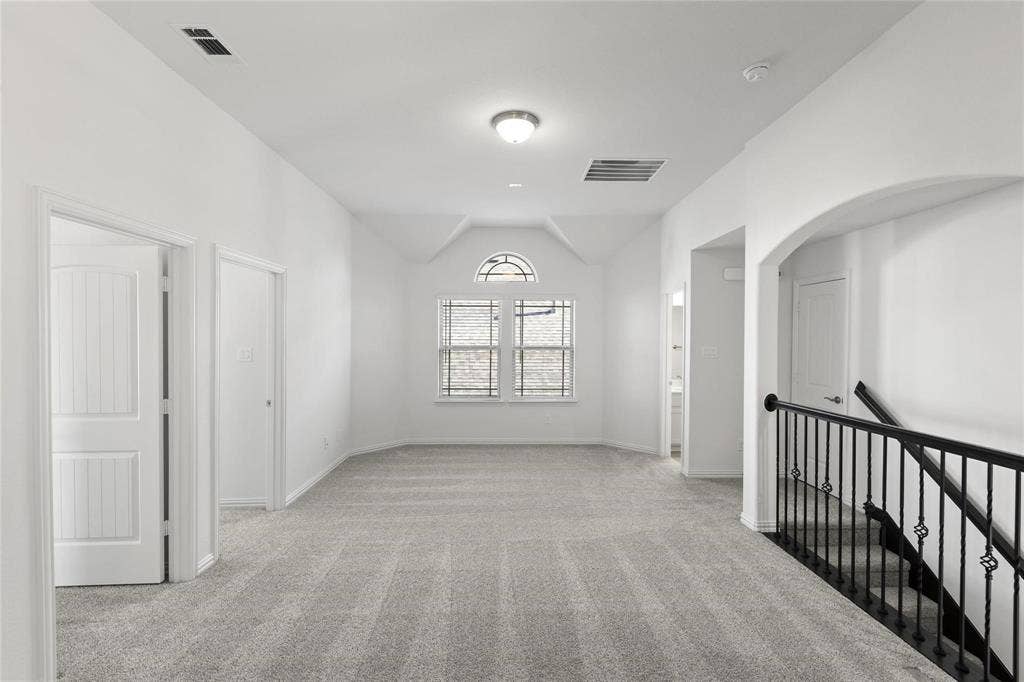 2406 Colonial Lane, Midlothian, TX 76065 2406 Colonial Lane, Midlothian, TX 76065