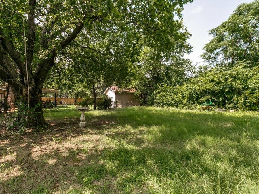 Property photo for 709 Mulkey Lane, Denton, TX