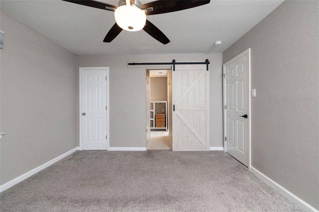 702 Commerce Street, Euless, TX 76040 702 Commerce Street, Euless, TX 76040